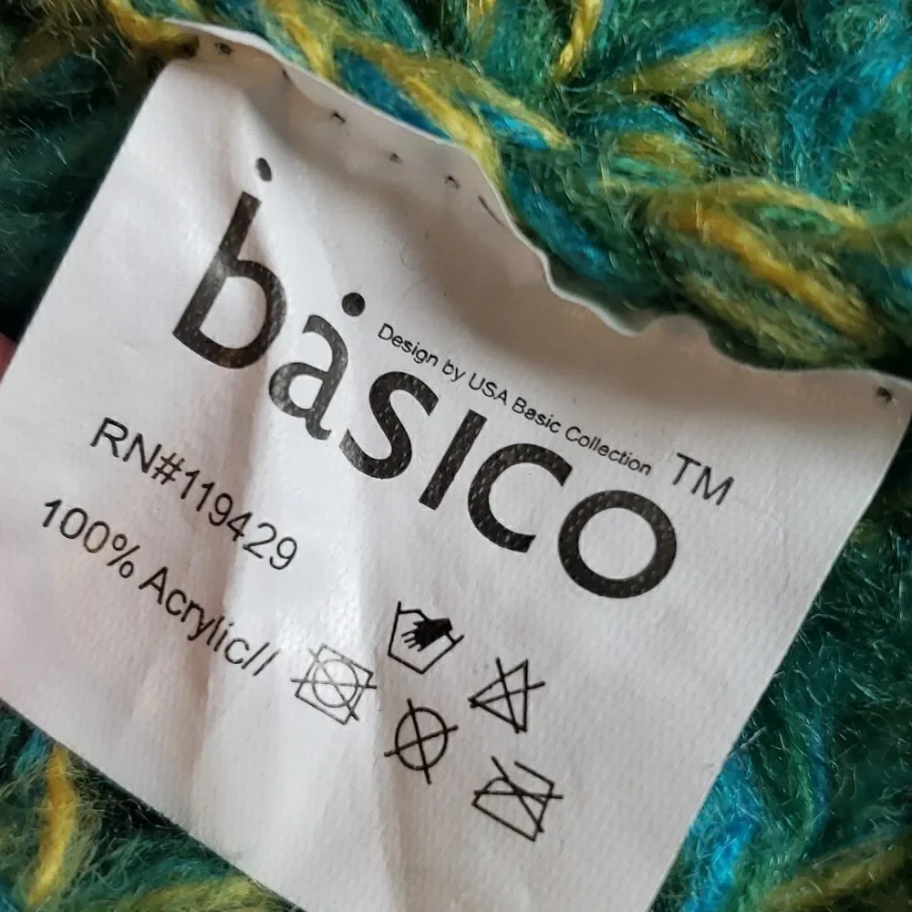 Basico Green Scarf‎